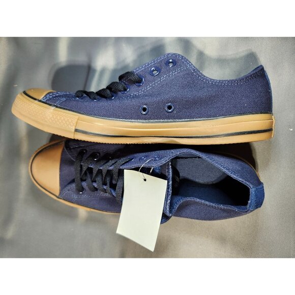 Converse Navy Men's 10.5 M 12.5W new - Picture 1 of 6